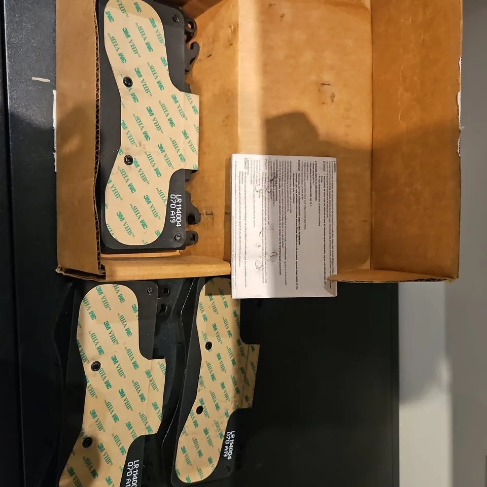 OEM LR114004 Disc Brake Pad Set – Front image indicator(3)