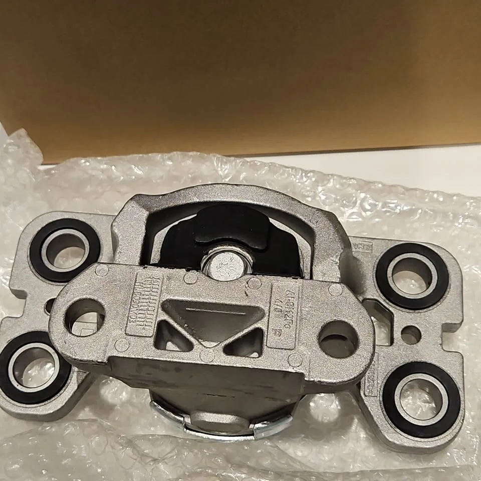 OEM LR024738 LAND ROVER TRANSMISSION MOUNT image indicator(2)