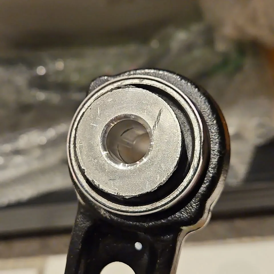 2 PCS GKASI LR171072 LR171073 Rear Lower Control Arm L&R image indicator(5)