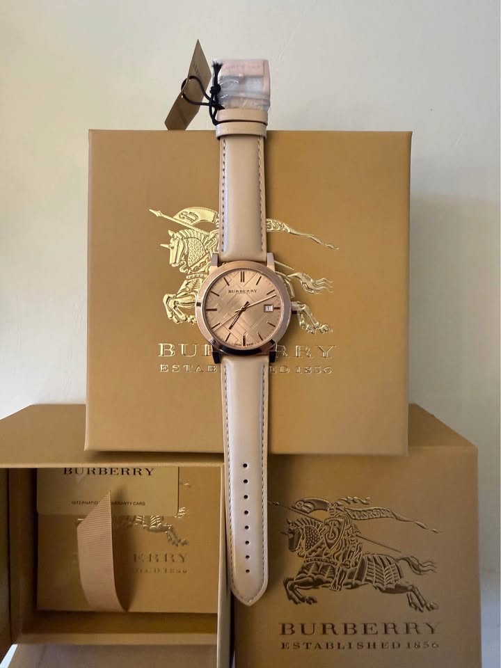 Burberry Women’s Watch Genuine leather (Brand New) - photo 5