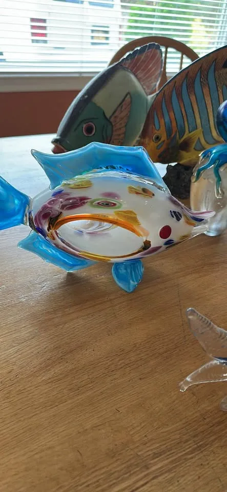 Glass fish image indicator(4)