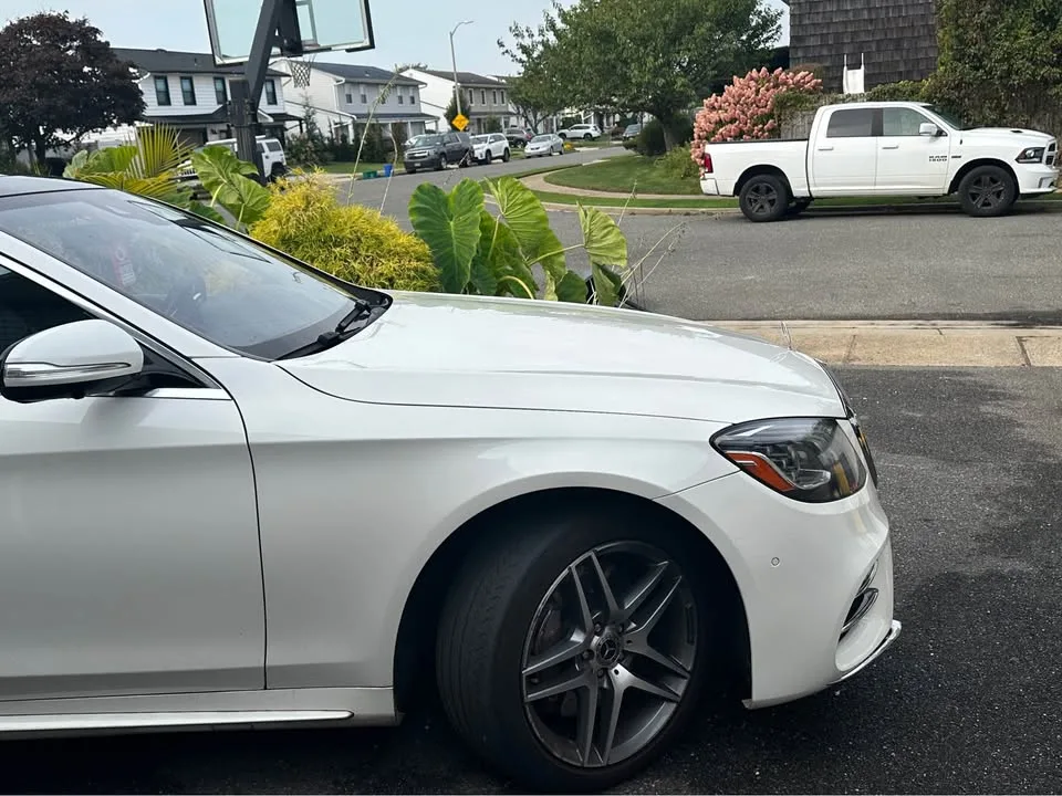 2018 Mercedes-Benz SL-Class image indicator(2)