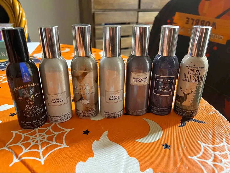 Bath and body works Room spray 8.95 or 2 for $16 thumbnail