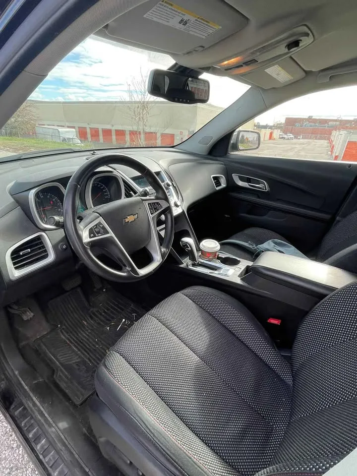 2011 Chevrolet Equinox image indicator(4)