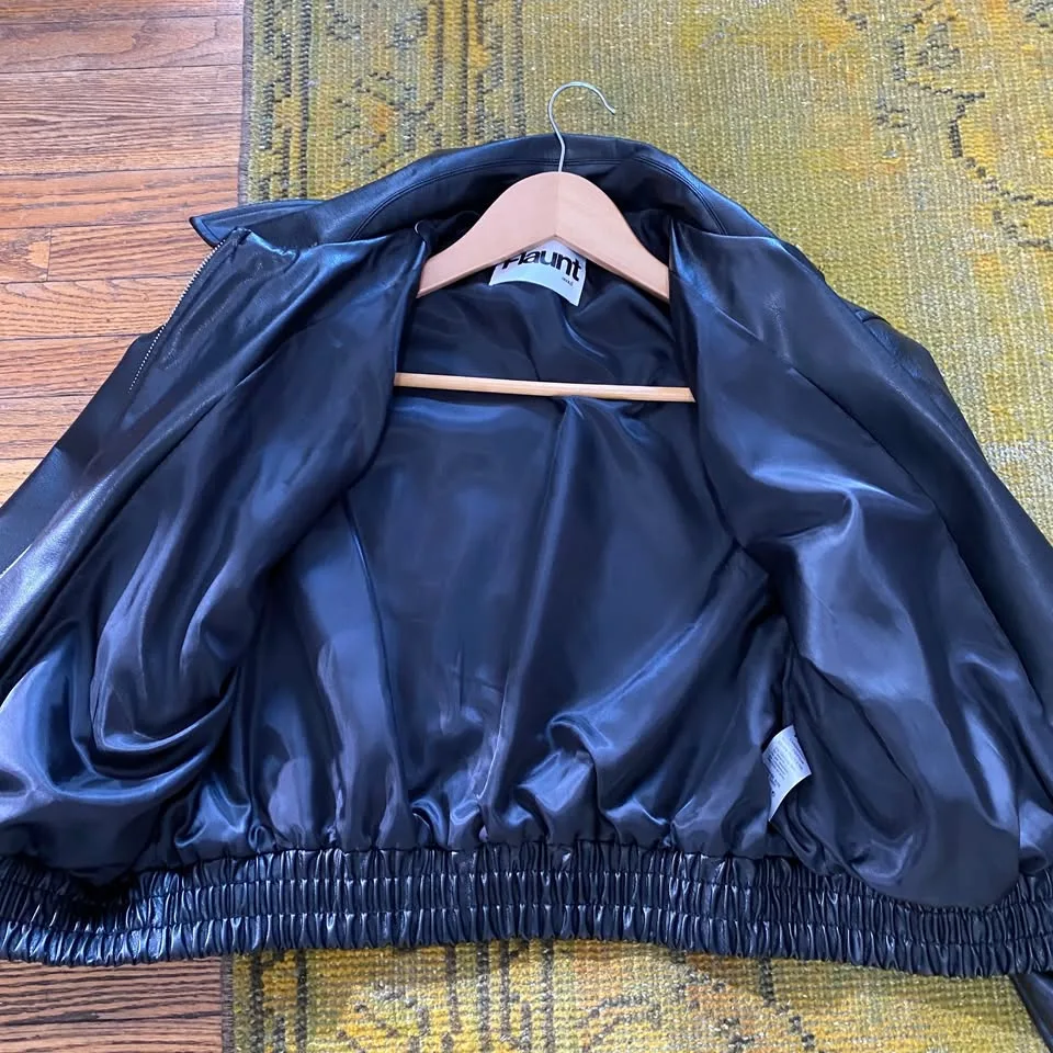 Vegan Leather Cropped Moto jacket by Flaunt Seoul image indicator(7)