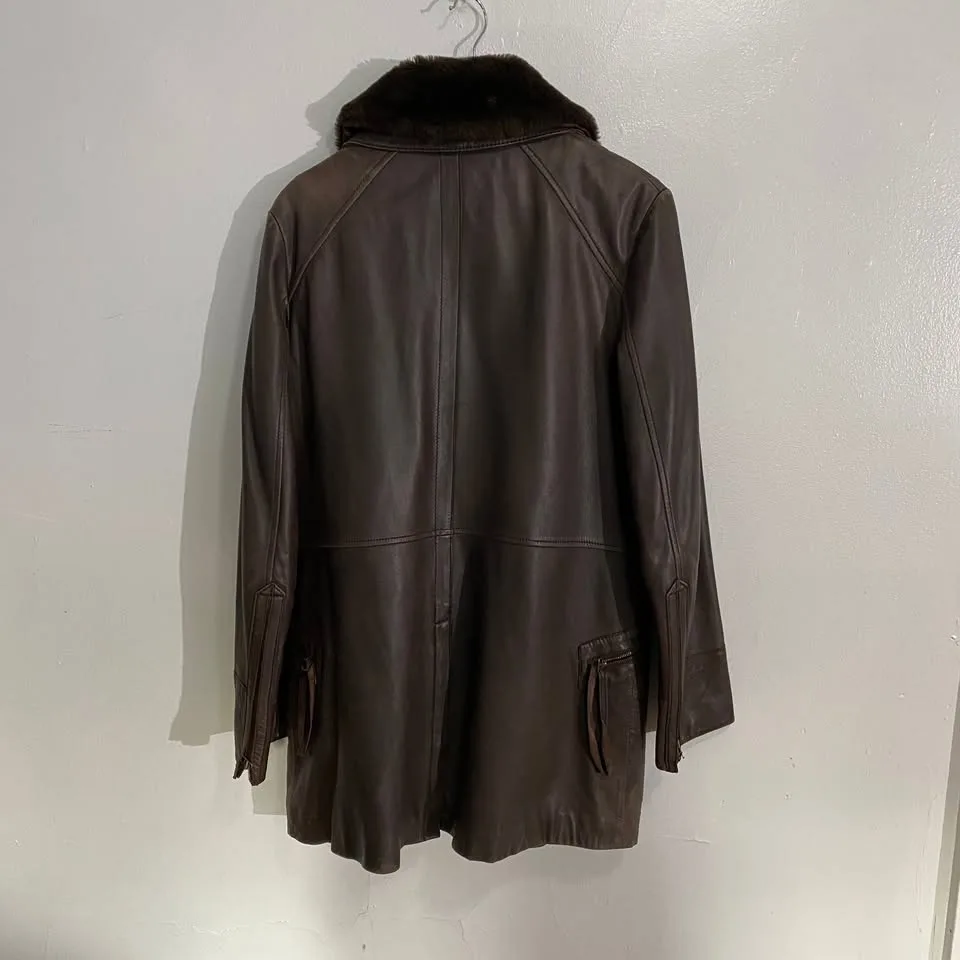 Vintage Lined brown leather coat with fake fur collar- Danier $6 image indicator(2)