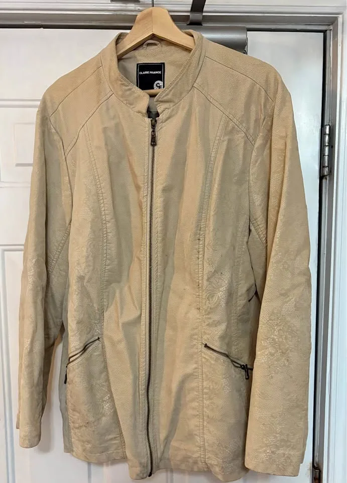 Women’s fall jacket