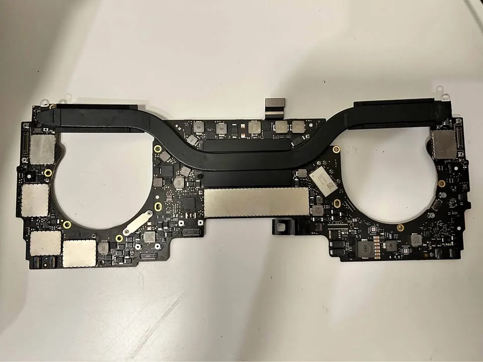 13” MacBook Pro Logic Board, bottom panel. (Untested/As-Is) thumbnail