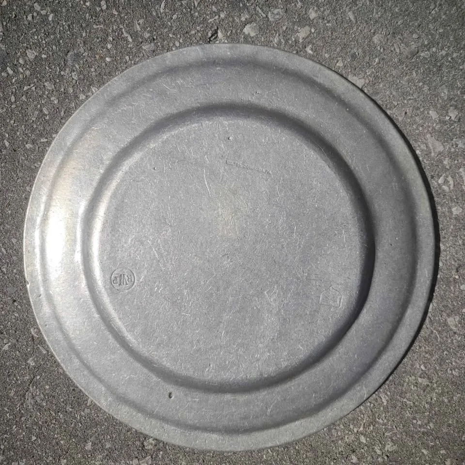 Wilton 🥕 Armetale decorative plate 1789 collectible pla image indicator(3)