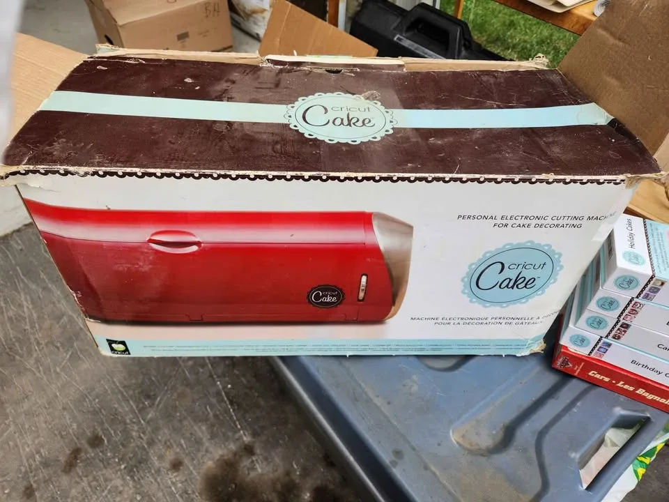 Cricut Cake 🥕electronic cutting machine, model CCA001 image indicator(2)