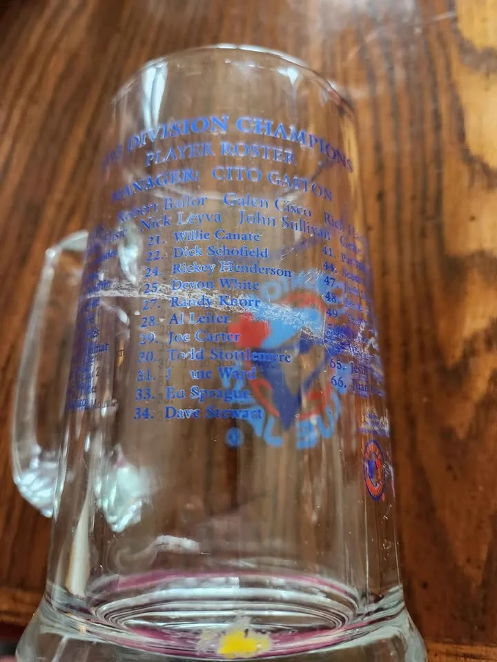 92/93 TORONTO BLUEJAYS 🥕CHAMPIONS GLASS BEER STINS 2 DIFFERENT image indicator(5)