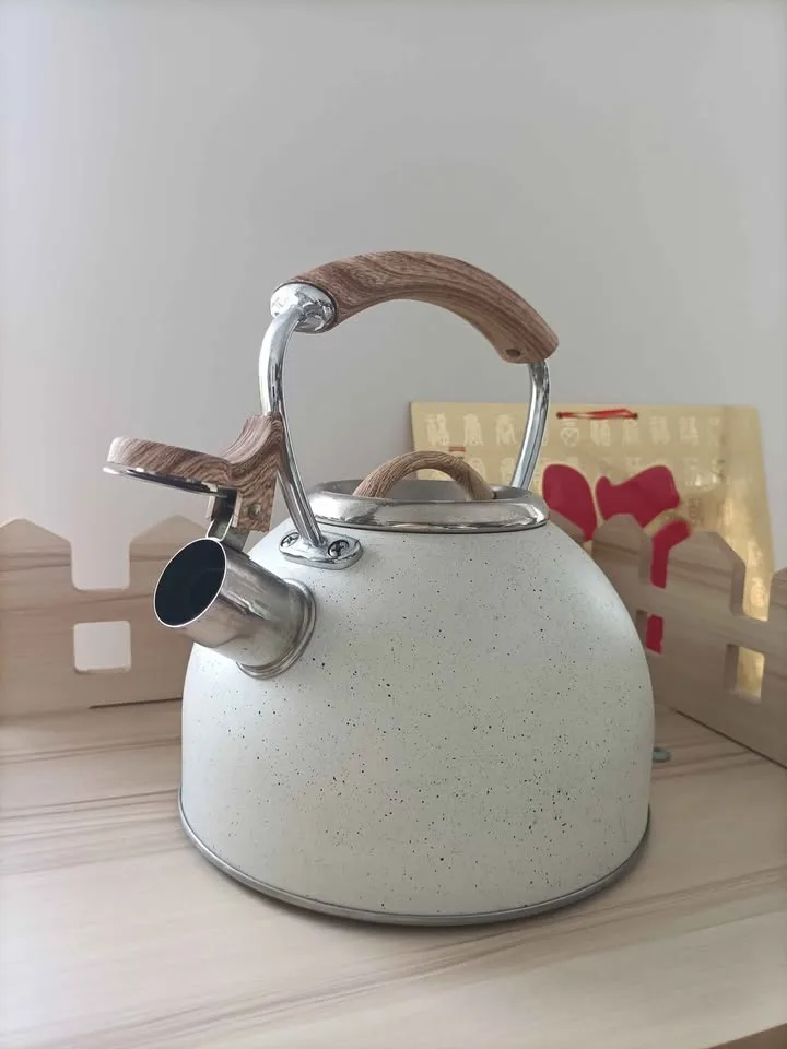 ‼️NEED GONE ASAP‼️Stovetop Whistling Kettle - $10 image indicator(2)