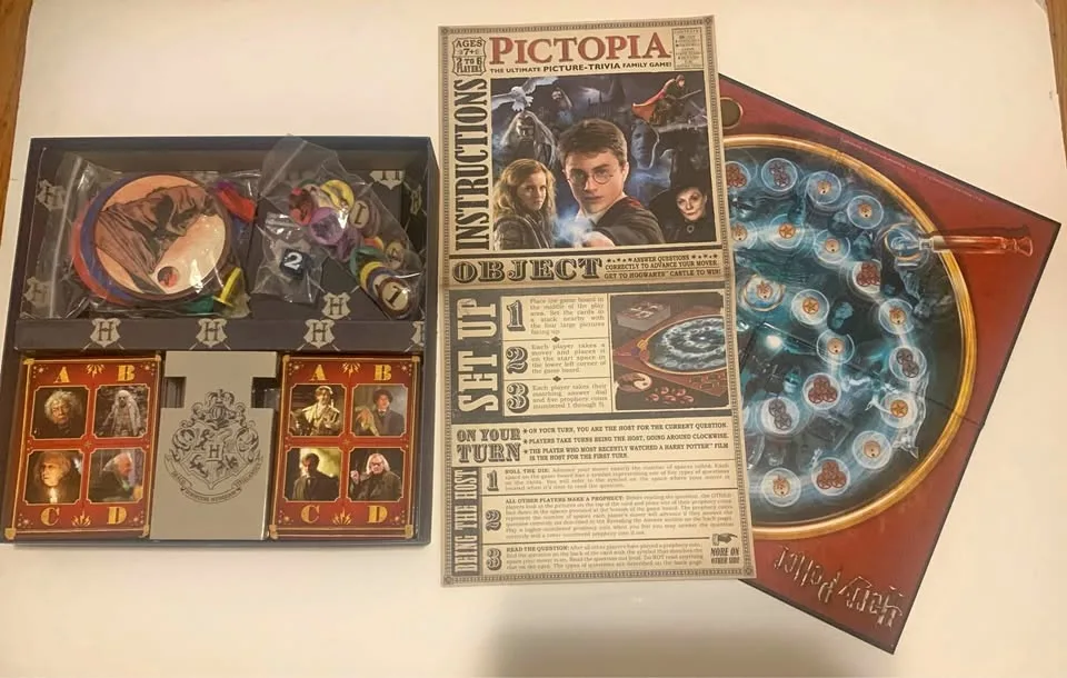 Harry Potter Pictopia Trivia Game - Ravensburger image indicator(2)