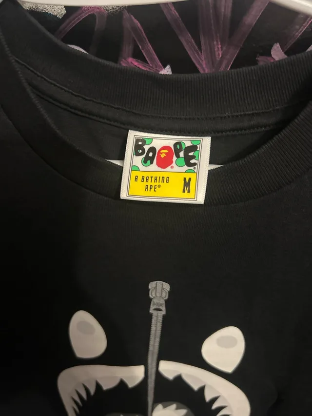 BAPE "Ape Zipped Shark Face Tee" (Medium, Black) image indicator(2)