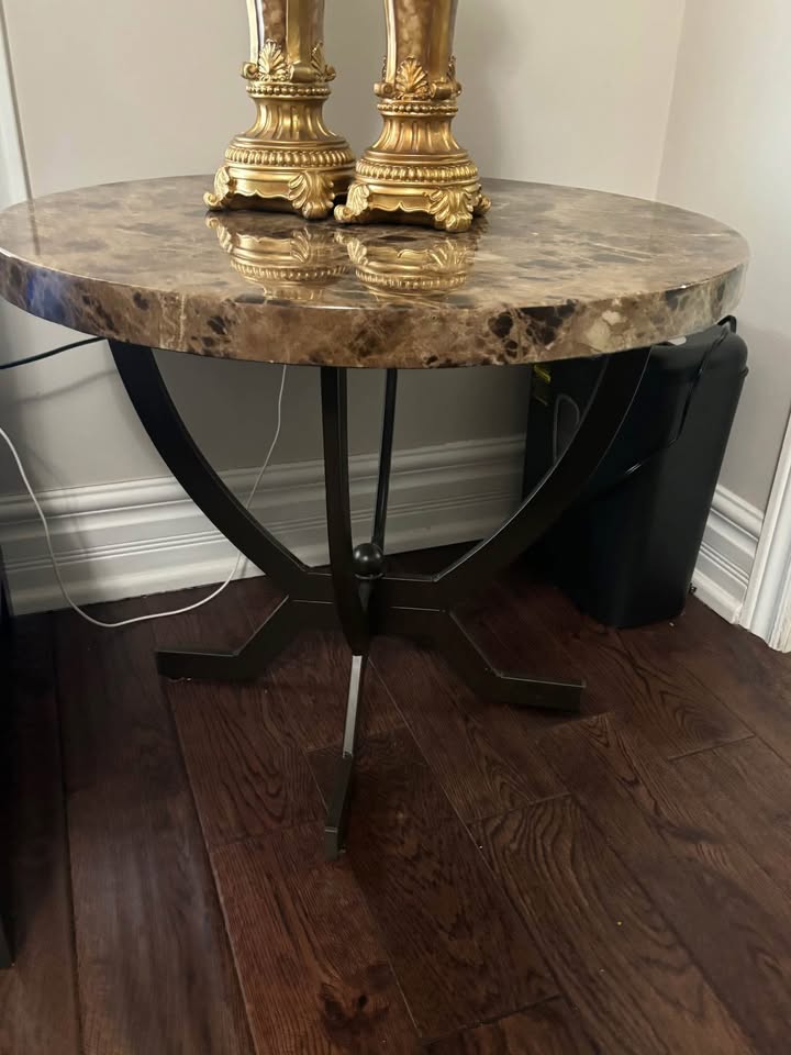Marble Coffee table with 2 side tables - photo 2