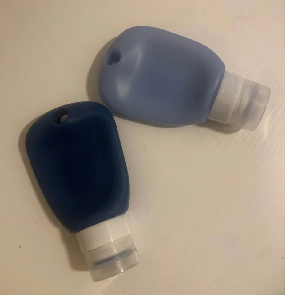 Silicone Travel Bottles - Set of 2 image indicator(4)