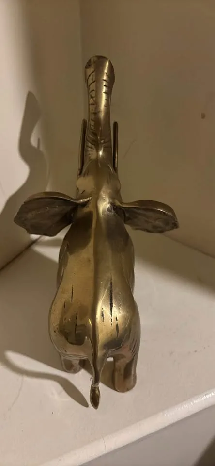Trunk up for good luck brass elephant image indicator(2)