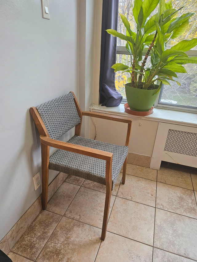 BALCONY/PATIO CHAIR
