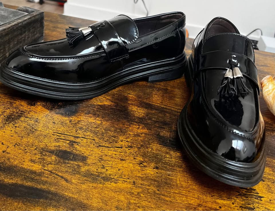 BRAND NEW Loafers - photo 2