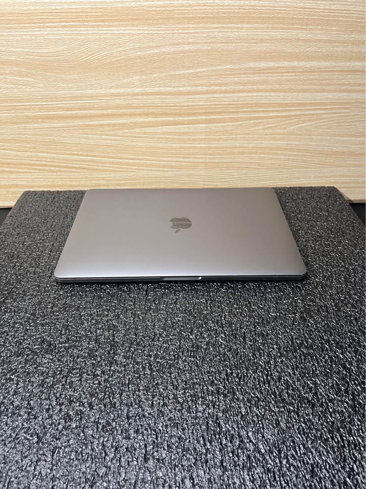 MacBook Pro 13” Touchbar 500GB SSD - photo 4