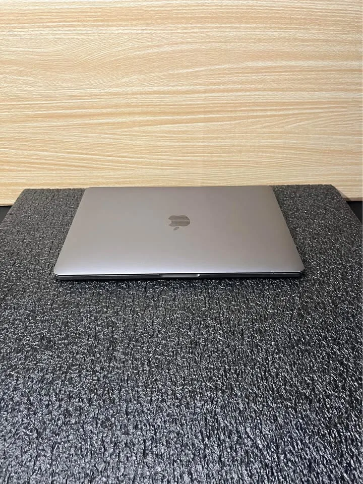 MacBook Pro 13” Touchbar 500GB SSD image indicator(4)