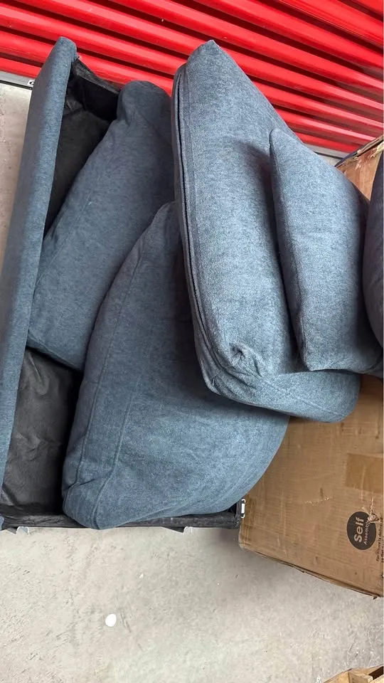 Febo 83'' Square Arms Teddy Sofa Solid Wood Frame with Pocket Sp image indicator(4)