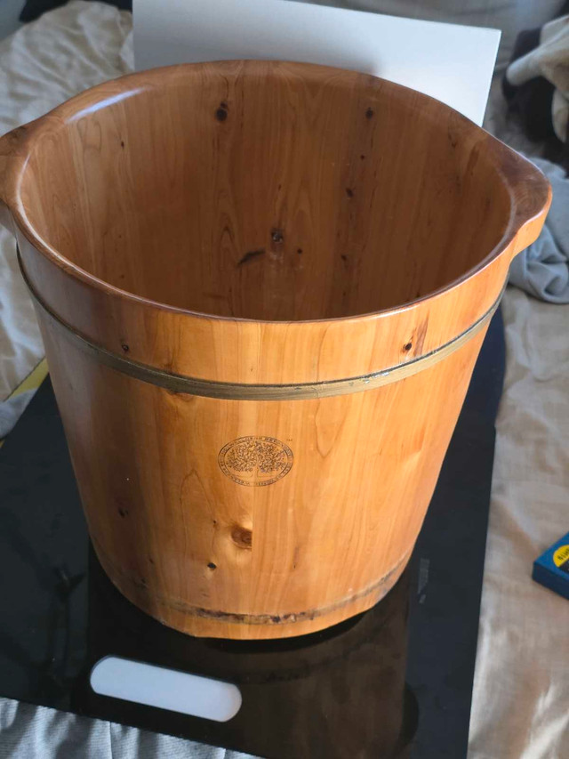Wooden barrel bamboo high end 14 x 14"