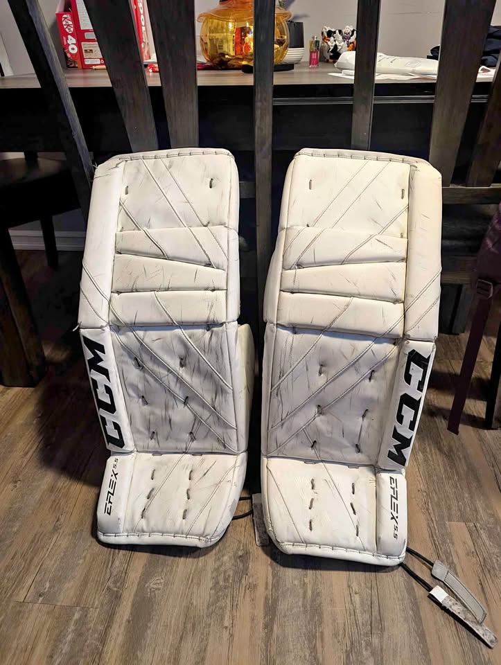 Goalie pads CCM 32+1