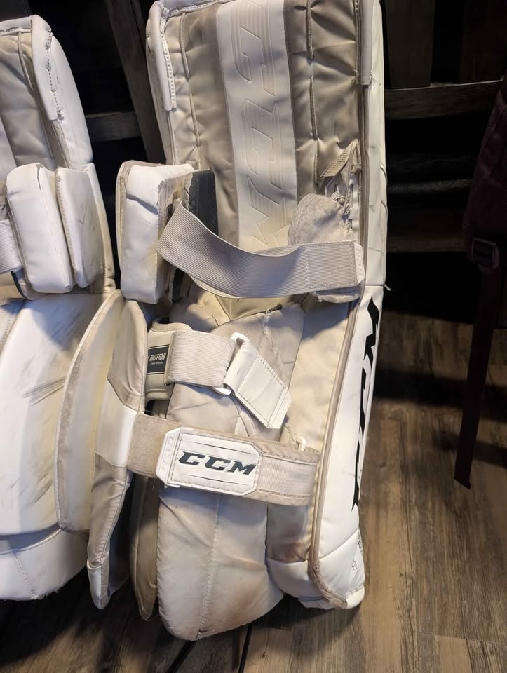 Goalie pads CCM 32+1 - photo 3