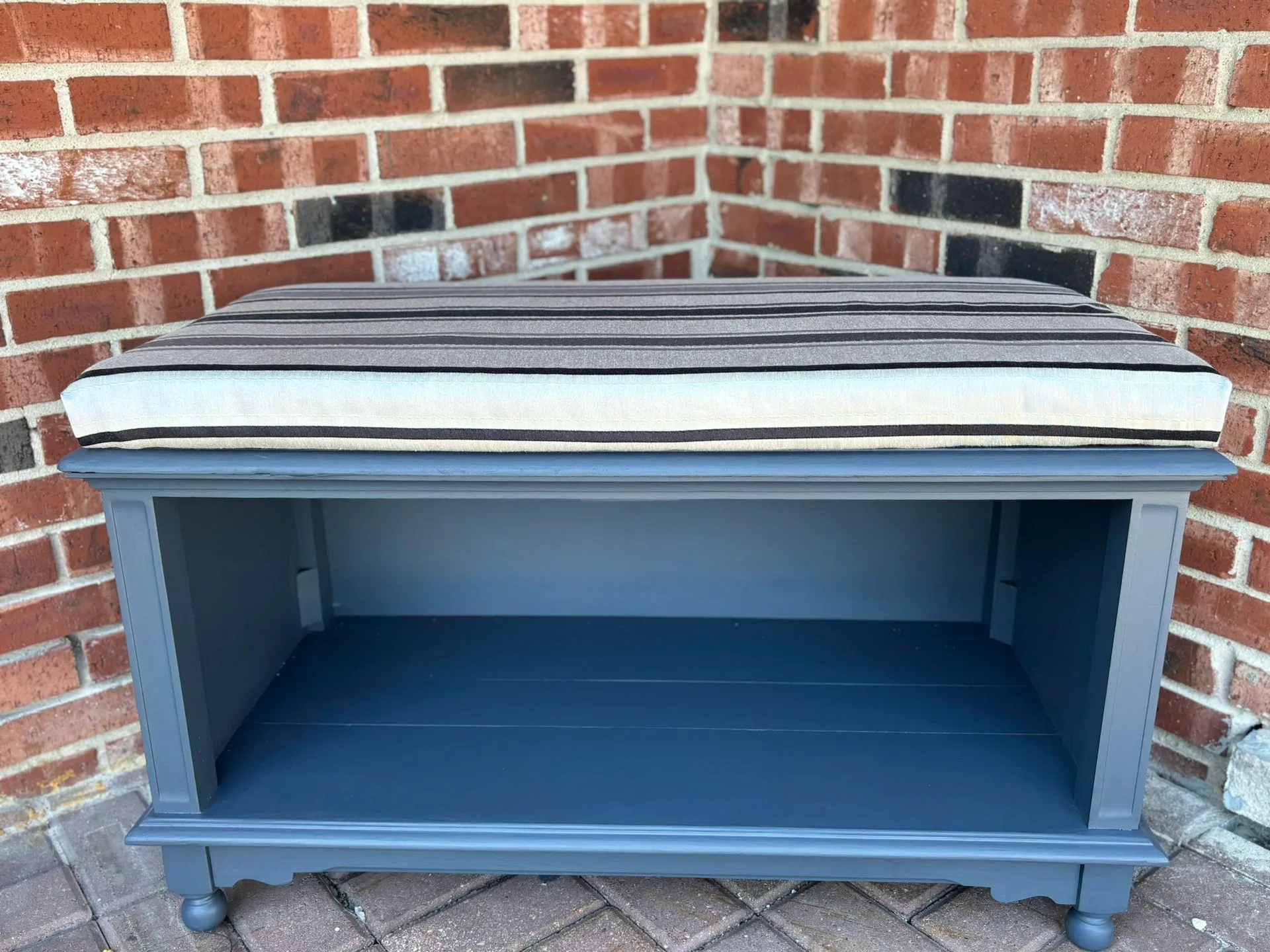 Upcycled Bench image indicator(2)