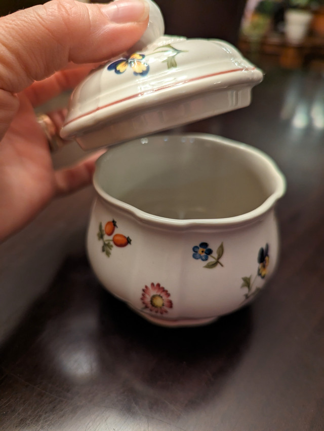 Pristine antique Villeroy & Boch Petite Fleur tea service - photo 4