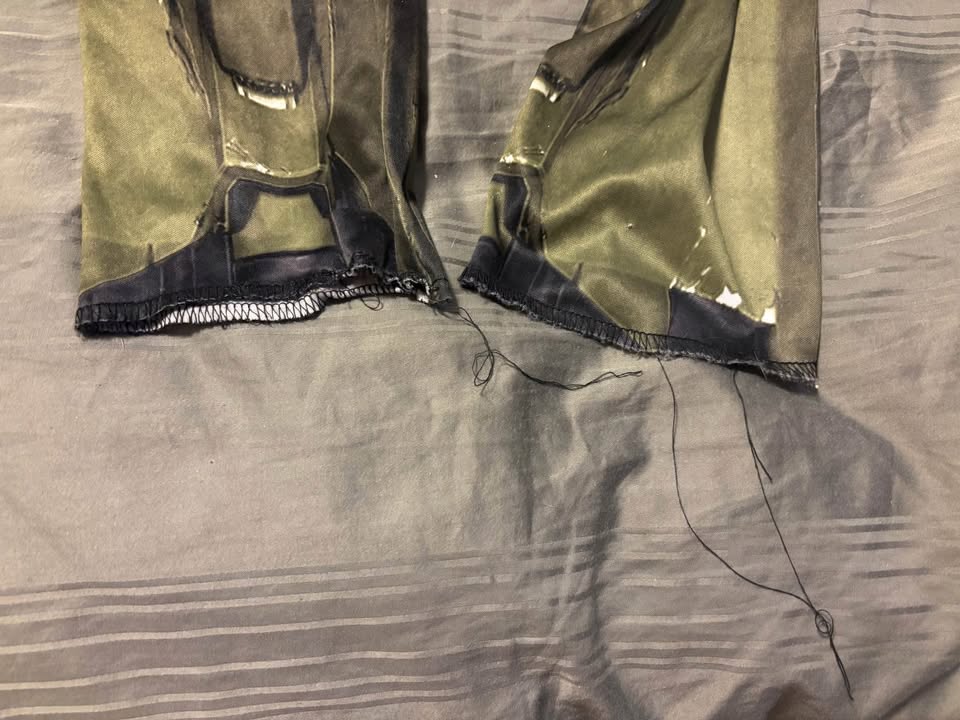 Child size large (10-12) Halo costume - photo 4