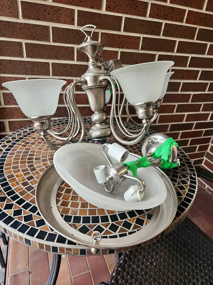 🥕 Chandelier Light Silver Chrome Frosted Glass thumbnail