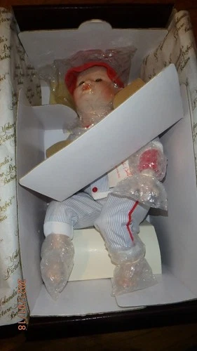 Michael by Yolanda Bello 1990 Doll - photo 3