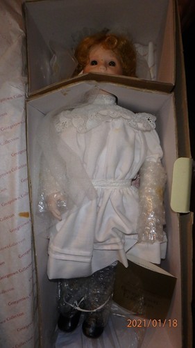 Bridget Quinn Doll 1991 Georgetown Collection - photo 2