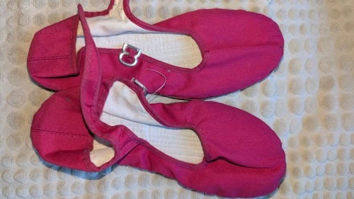 Hot Pink Flats with a strap 8.5 - photo 2