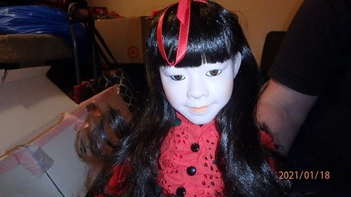 Marian Yu Designs Musical Oriental Porcelain Doll 1989 - photo 2