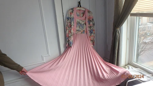 Pink Floral Chenille Wool Pleated Sunday Dress Set - photo 4