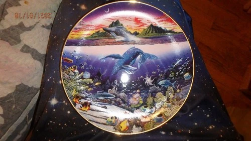 Robert Lyn Nelson Paradise Collection Plates