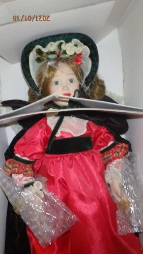 Elizabeth, Her Christmas Gift by Lenox