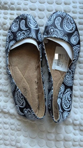 Black Flats w/ White Paisleys by TouTou Size 8