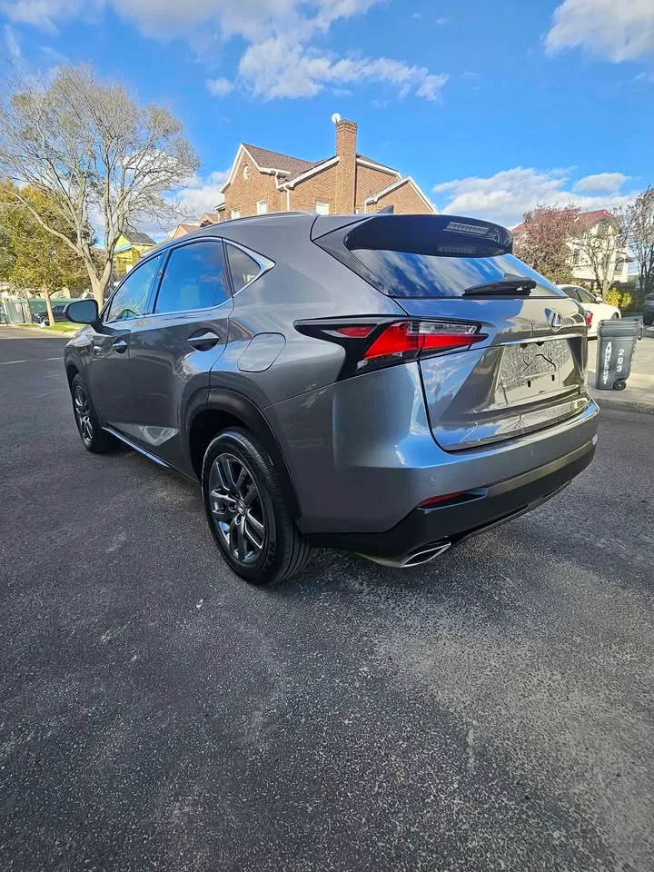 2016 Lexus NX · 200t Sport Utility 4D image indicator(3)
