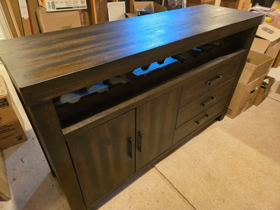 Dining Chairs / Table / Console Set image indicator(9)