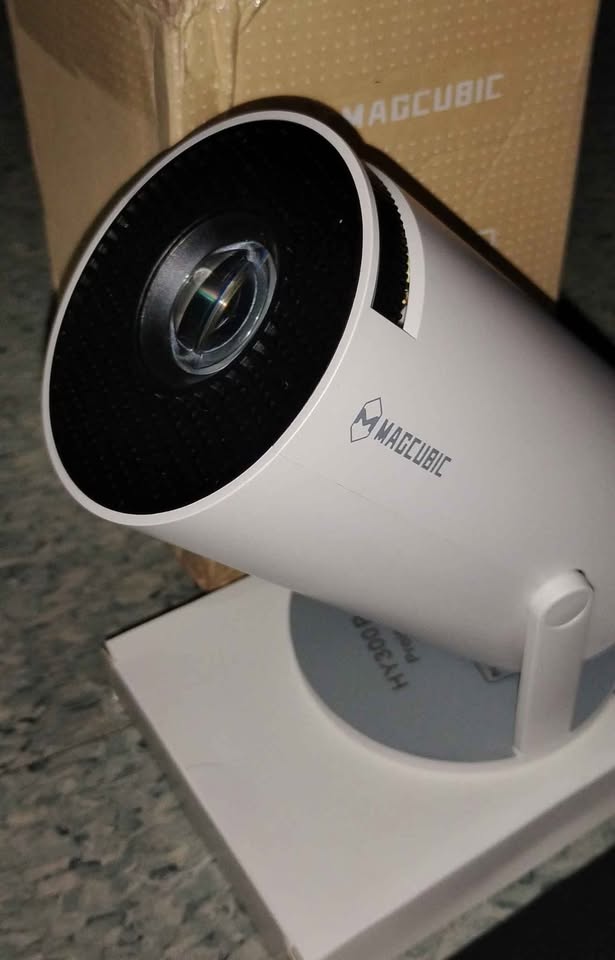 Magcubic..HY300 Pro proyector Netflix YouTube - photo 5