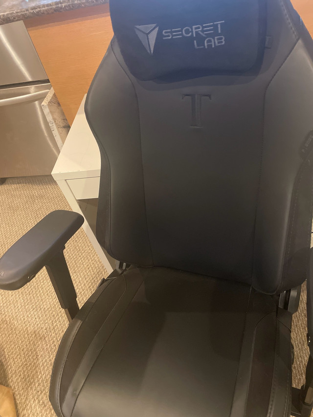 SecretLabs Chair - photo 2