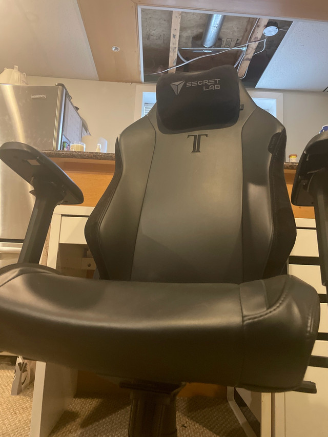 SecretLabs Chair - photo 3