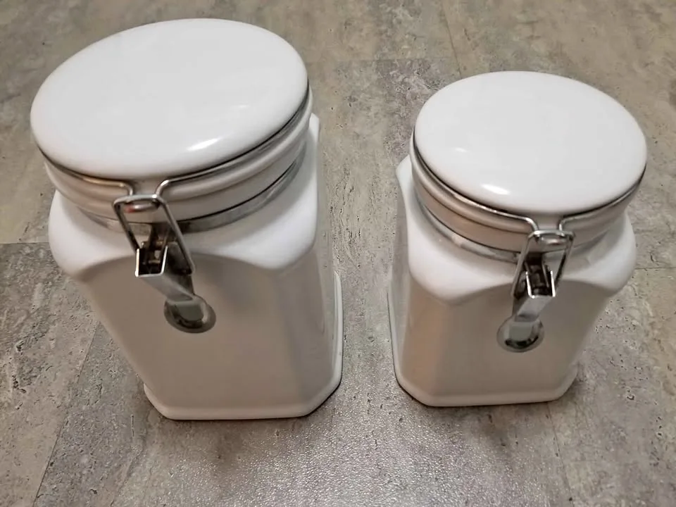 2 White Ceramic Airtight Canisters thumbnail