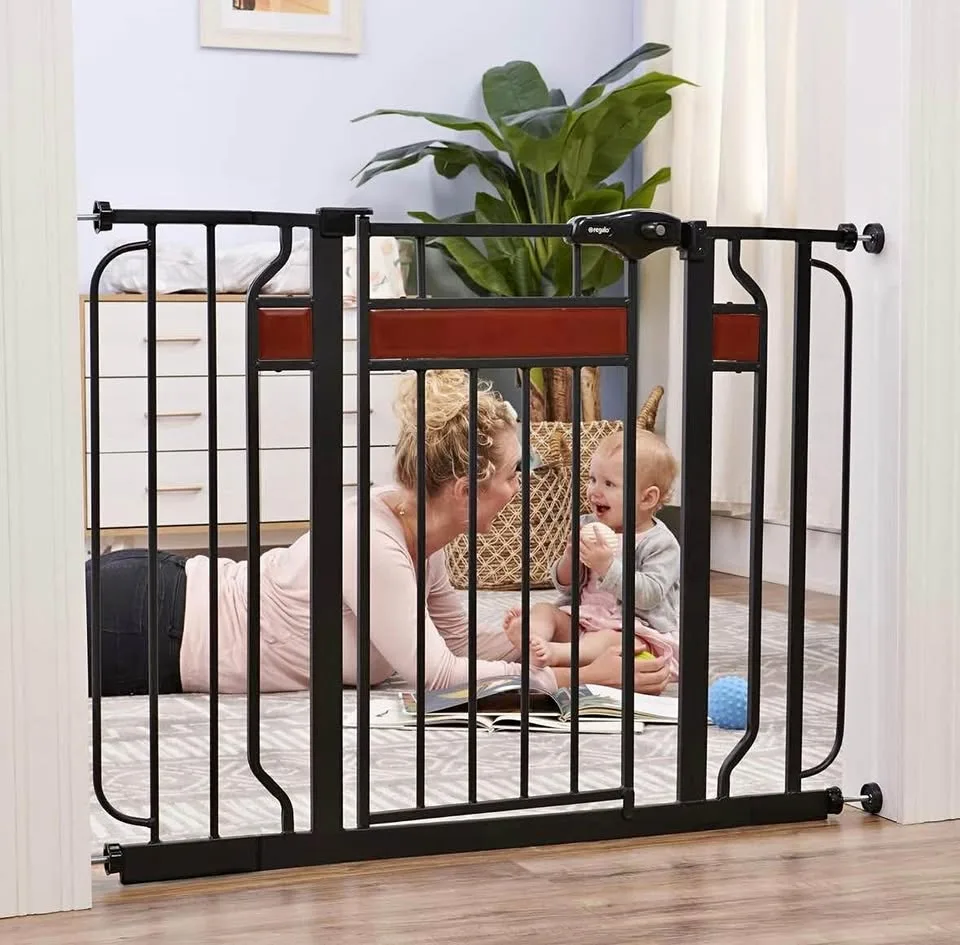 Baby gate, Extra Wide Walk, adjustable to openings 30”-41.5”