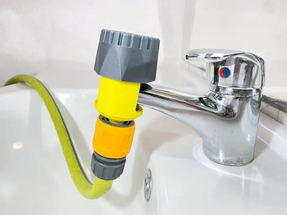 Universal indoor faucet adapter for tap thumbnail