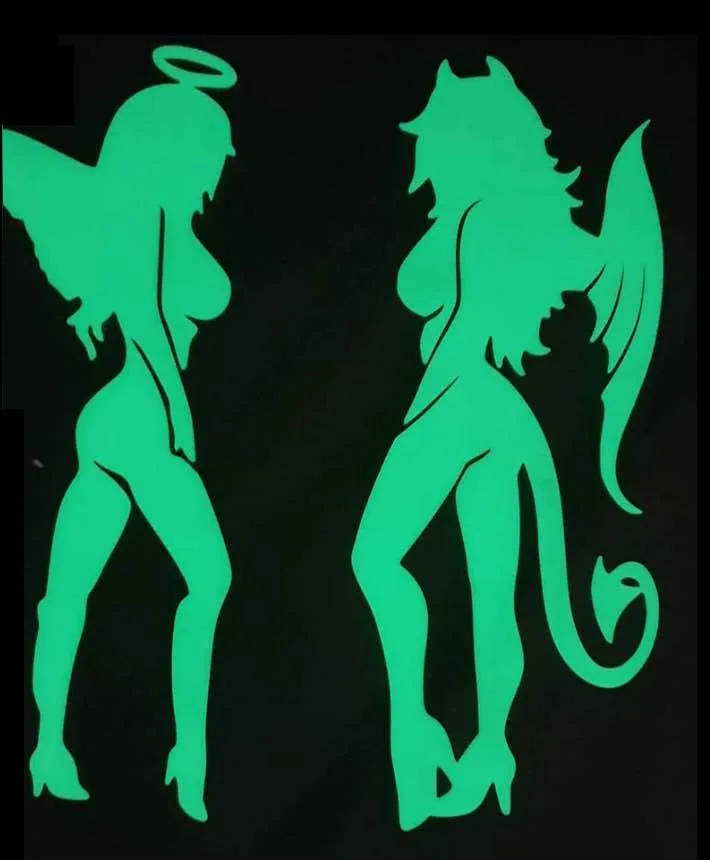 Glow in the dark decoration! image indicator(6)